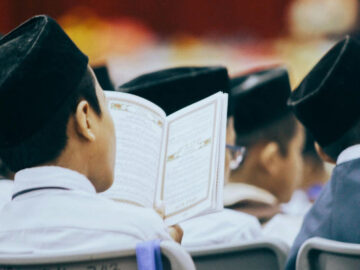 Belajar Al-Qur'an dan Tafsir