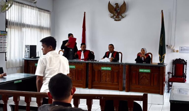 Terbukti Lakukan Pemerasan Disertai Pengancaman, Ketum Ormas PETIR Divonis 6 Tahun Penjara